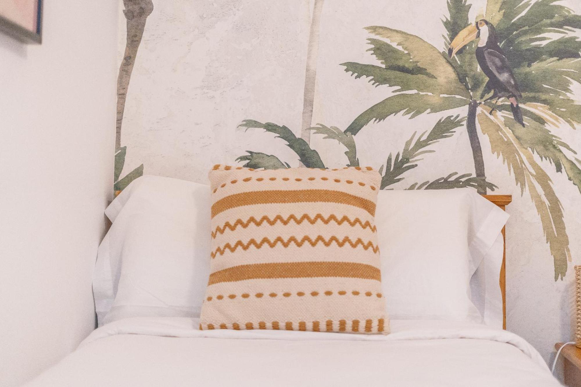Las Brisas إِستيبونا الغرفة الصورة